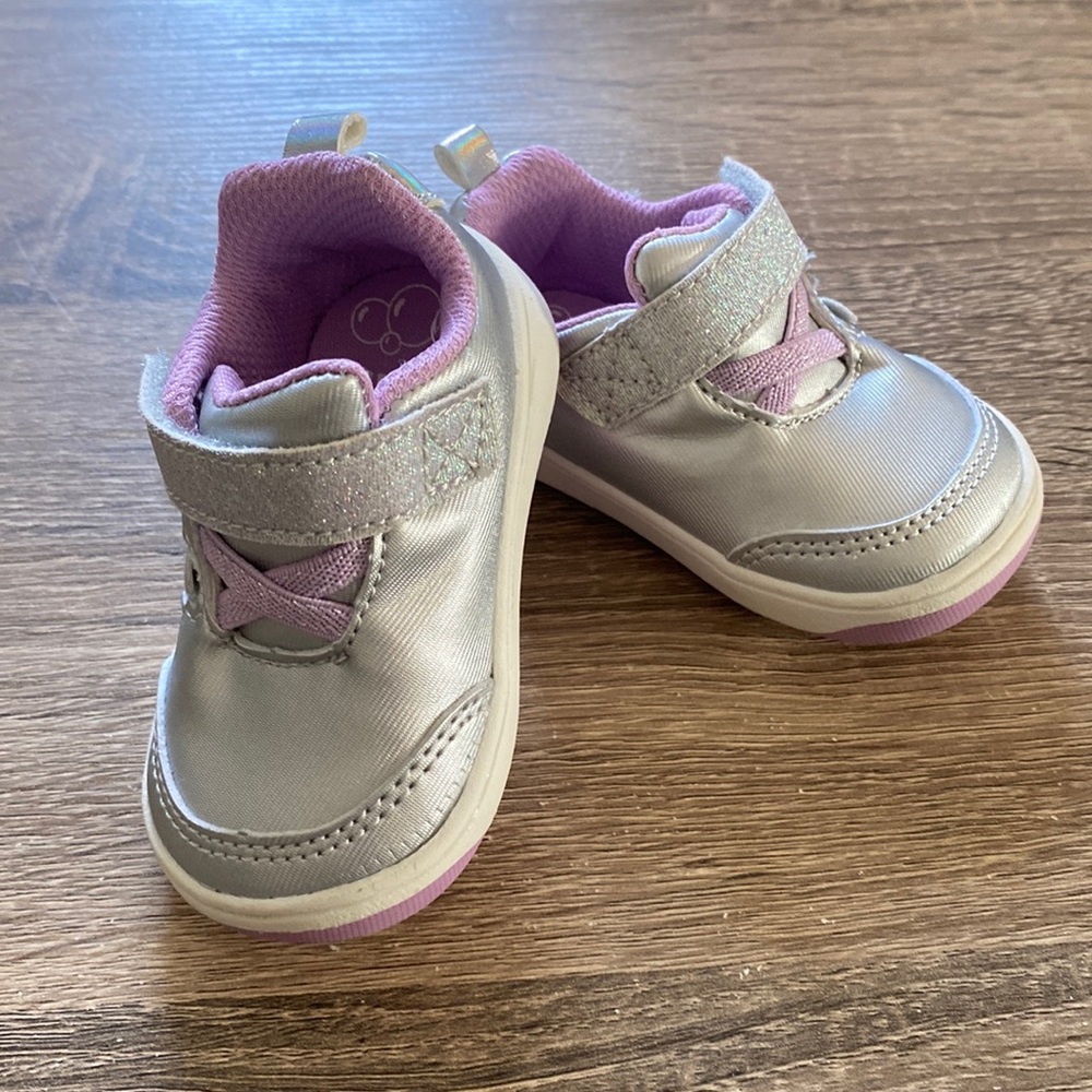 EUC - Stride Rite girl sneakers. Size 3
